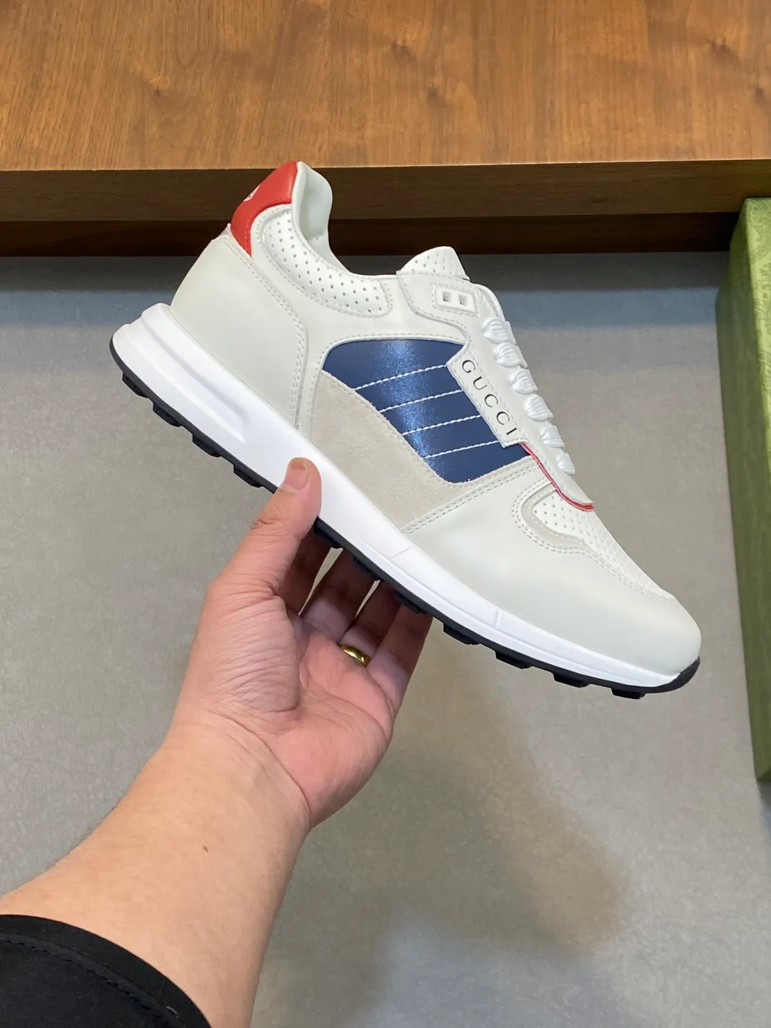 Factory price: 460💰[Gucci] Gucci - High-end quality original order - Upper: Nappa calfskin, pebbled calfskin, computer embroidered brand totem - Inner: water-dyed cowhide - Outsole: ultra-light T men's shoes 💰U·Rubber; two-color molded outsole - Super high quality control·Fine workmanship: highlighted (high-end·luxury·grade) -Size: 38-45